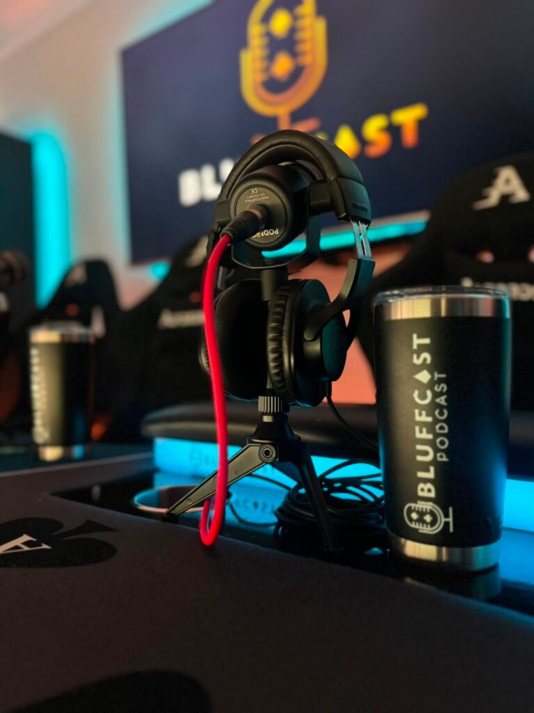 Microfonos del set de Bluffcast Podcast